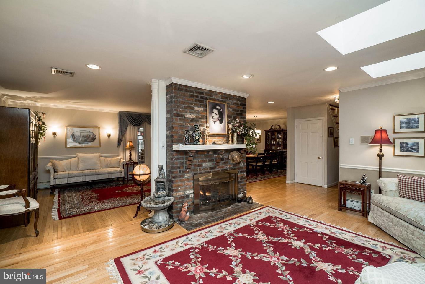 11 Old Covered Bridge Road Newtown Square, PA 19073 - Photo 6 of 48 Gallery Image 6