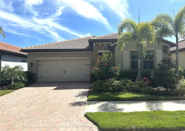 $499,900 | 209 Vinadio Boulevard, Nokomis, FL 34275