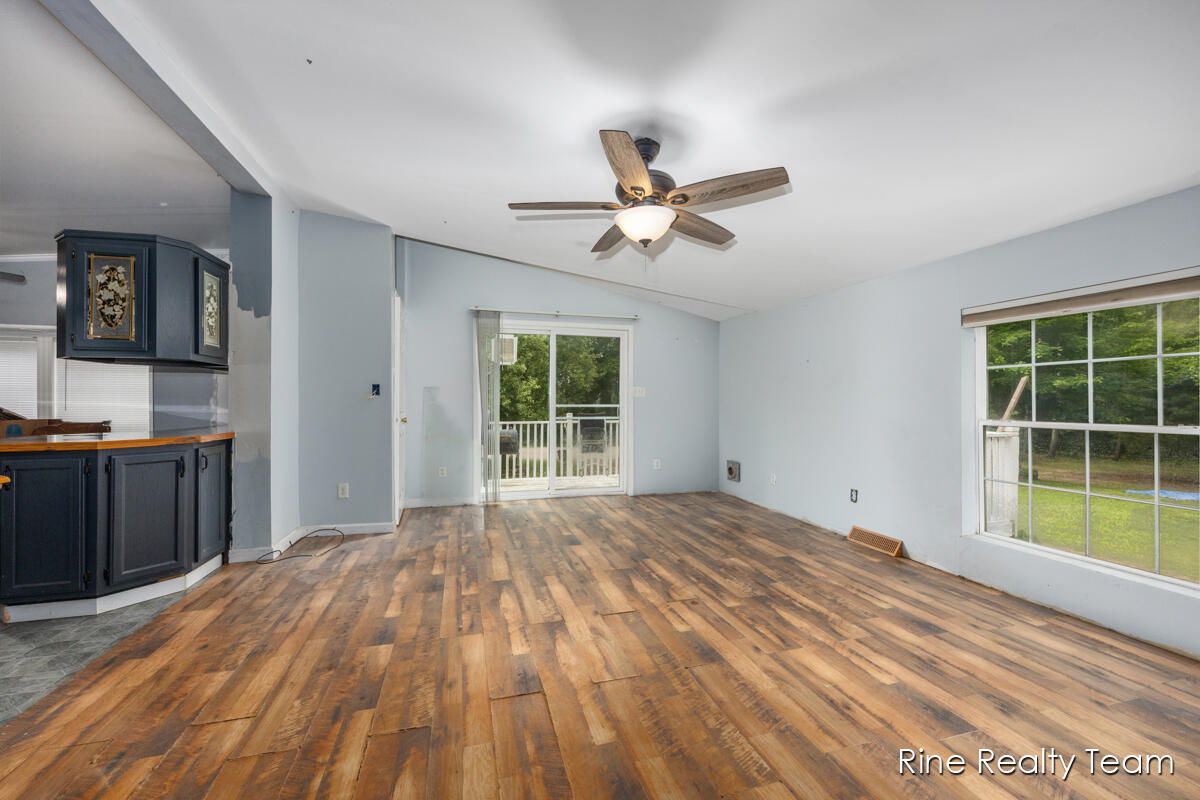 9140 James Street Reed City, MI 49677 - Photo 9 of 20 9140 James Dr 1005