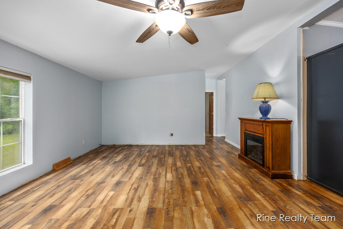 9140 James Street Reed City, MI 49677 - Photo 10 of 20 9140 James Dr 1004