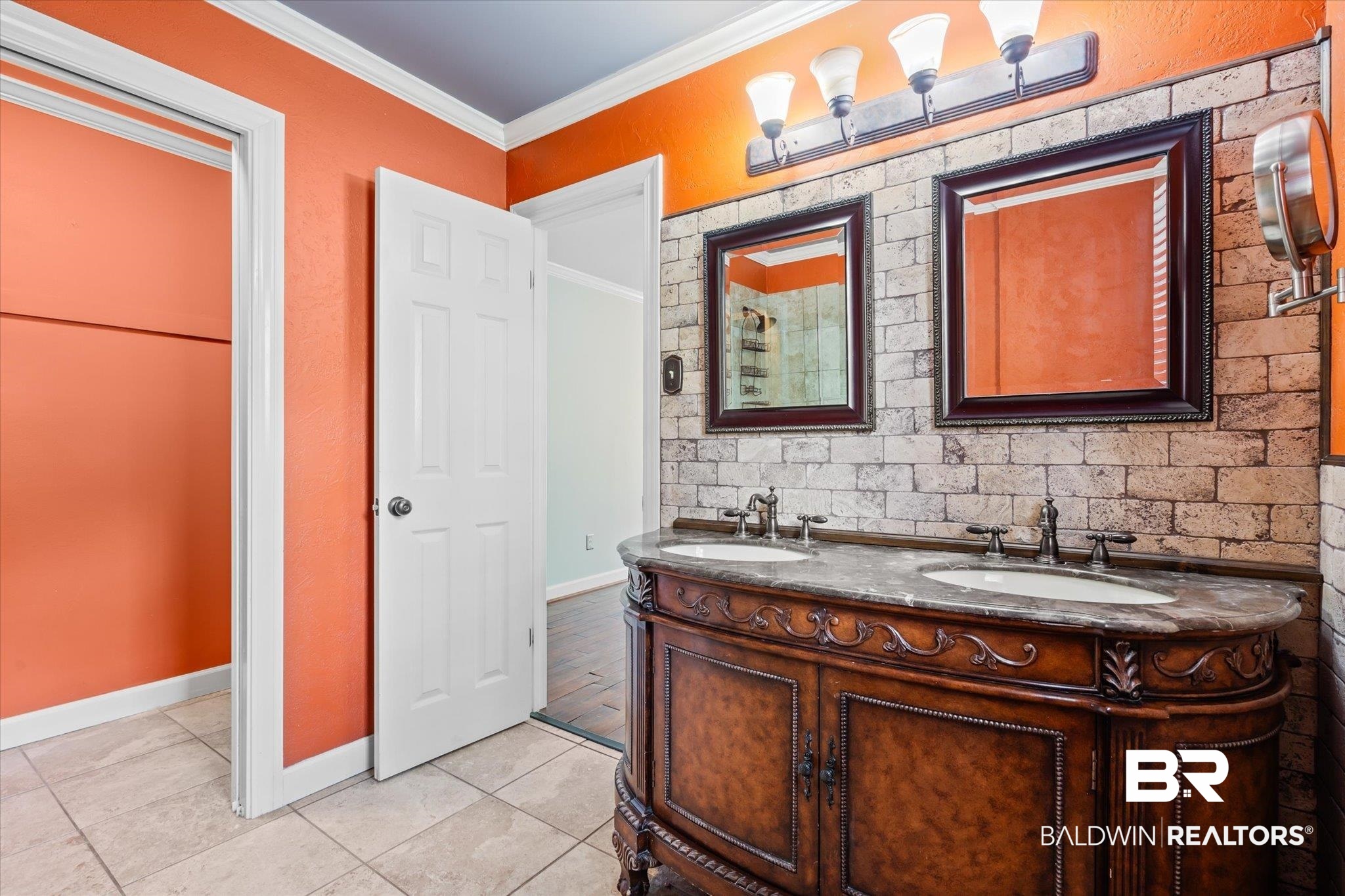 107 Nicole Place Daphne, AL 36526 - Photo 12 of 40 Primary Bathroom