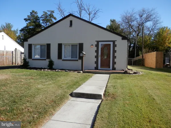 $279,999 | 416 Howell Drive, New Castle, DE 19720