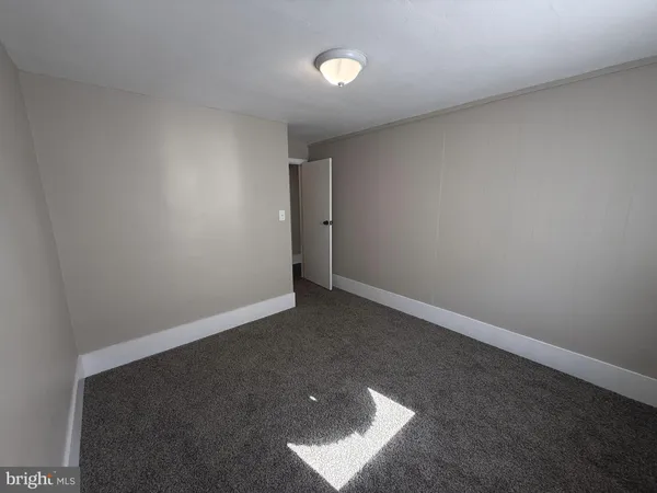 $279,999 | 416 Howell Drive, New Castle, DE 19720