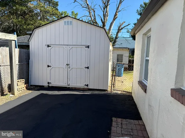 $283,977 | 416 Howell Drive, New Castle, DE 19720