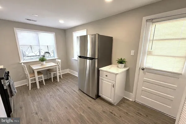 $279,999 | 416 Howell Drive, New Castle, DE 19720