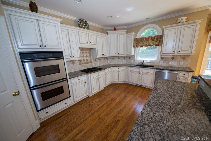 4035 Fawn Hill Road Matthews, NC 28105 - Photo 6 of 18 Gallery Image 6
