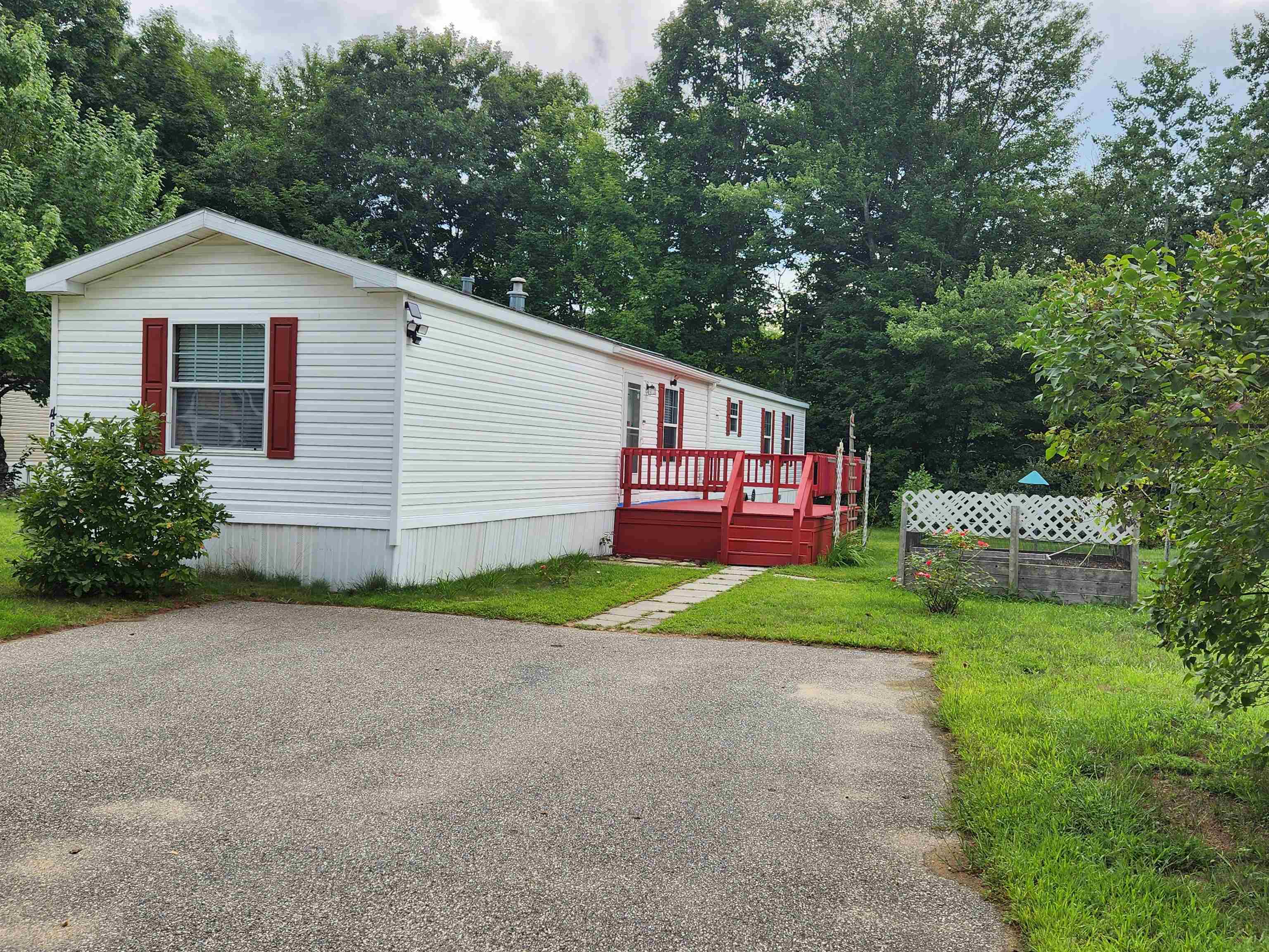 4 Pond Street Loudon, NH 03307 - Photo 1 of 35 Gallery Image 1