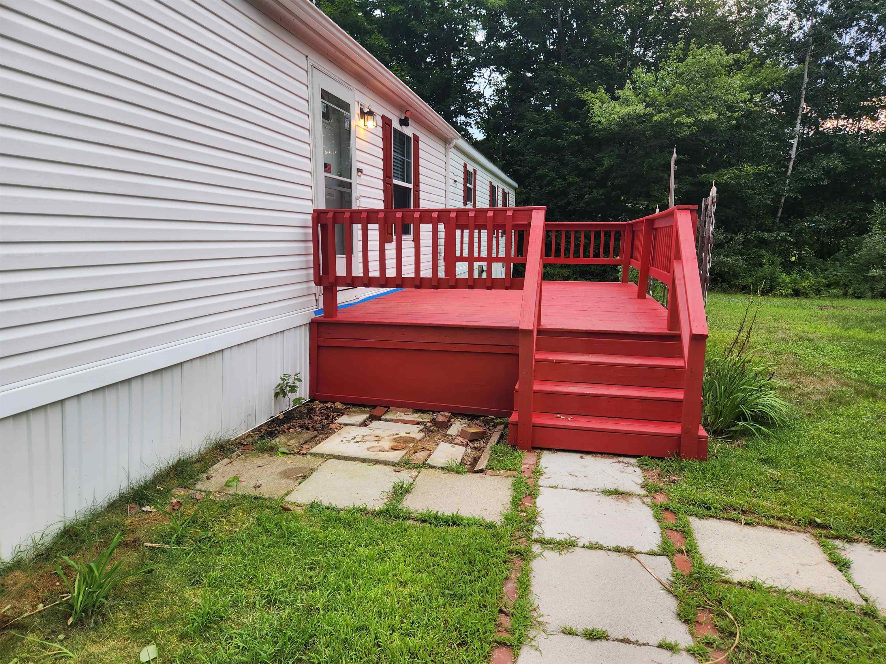 4 Pond Street Loudon, NH 03307 - Photo 2 of 35 Gallery Image 2