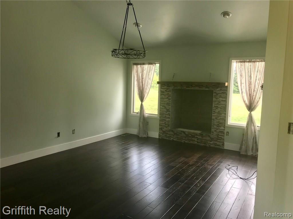 6101 West Hayner Road Fowlerville, MI 48836 - Photo 34 of 41 IMG_2032 - Copy - Copy - Copy.jpg