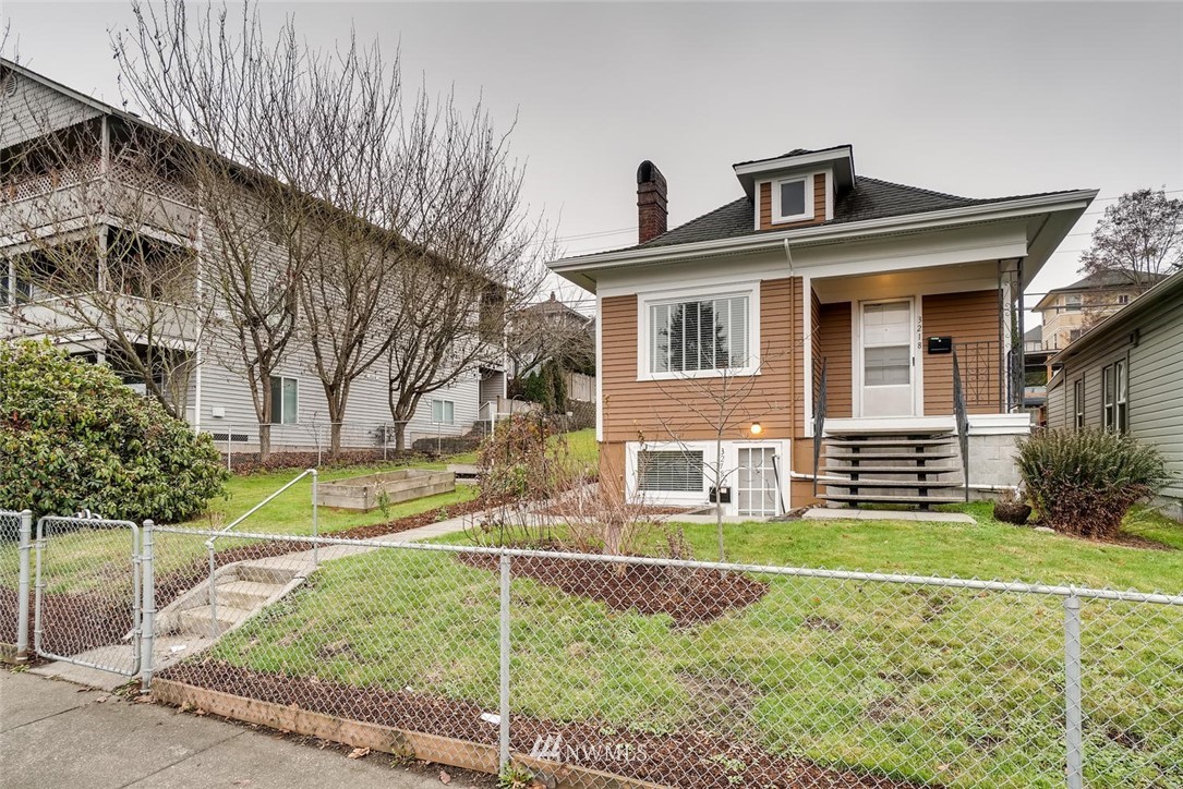 3218 Rucker Avenue, Unit 1 & 2 Everett, WA 98201 - Photo 3 of 38 Gallery Image 3