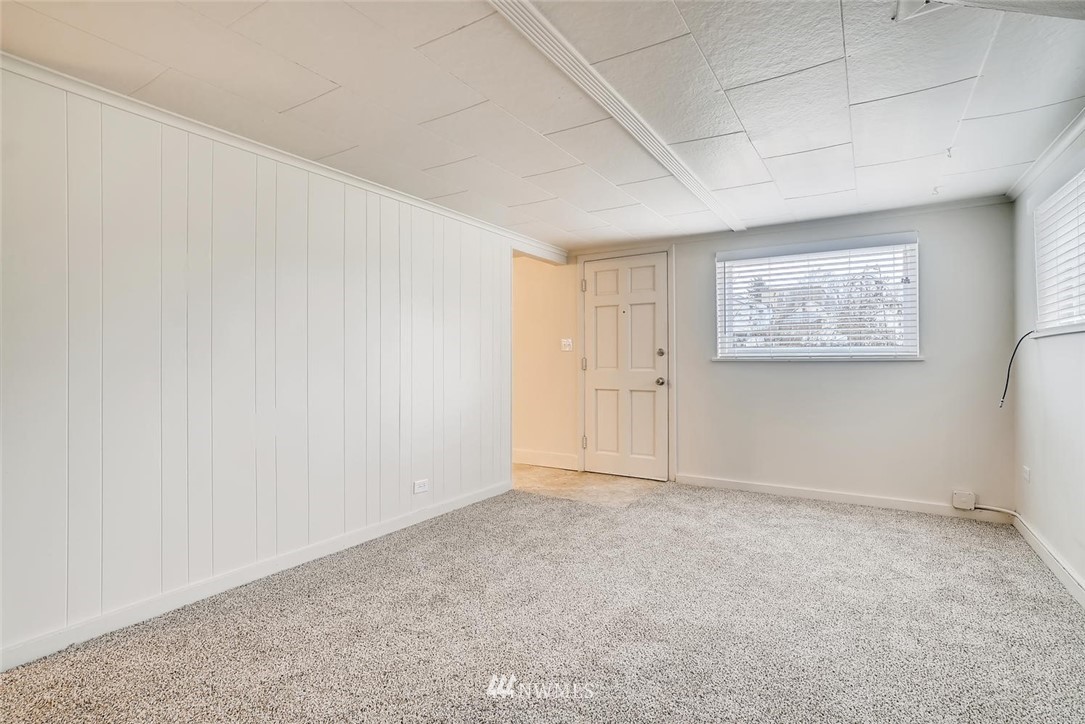 3218 Rucker Avenue, Unit 1 & 2 Everett, WA 98201 - Photo 21 of 38 Gallery Image 21