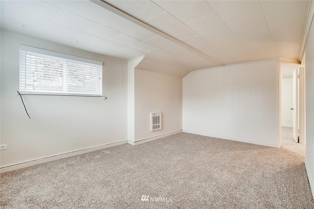 3218 Rucker Avenue, Unit 1 & 2 Everett, WA 98201 - Photo 23 of 38 Gallery Image 23