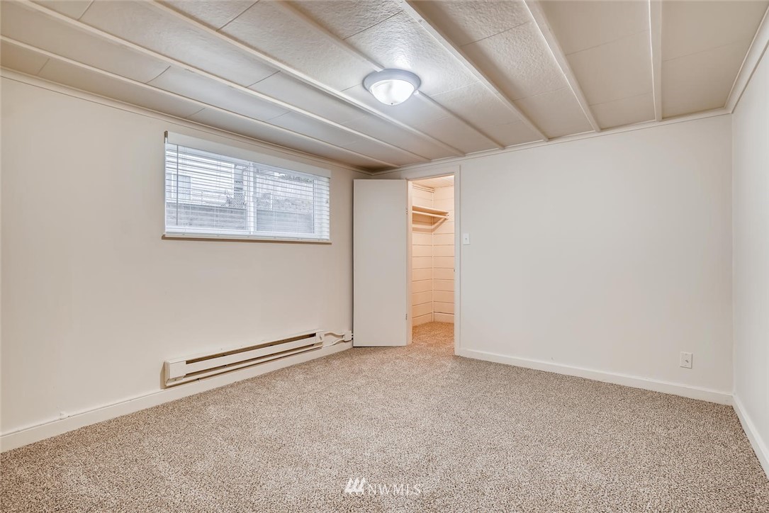3218 Rucker Avenue, Unit 1 & 2 Everett, WA 98201 - Photo 26 of 38 Gallery Image 26