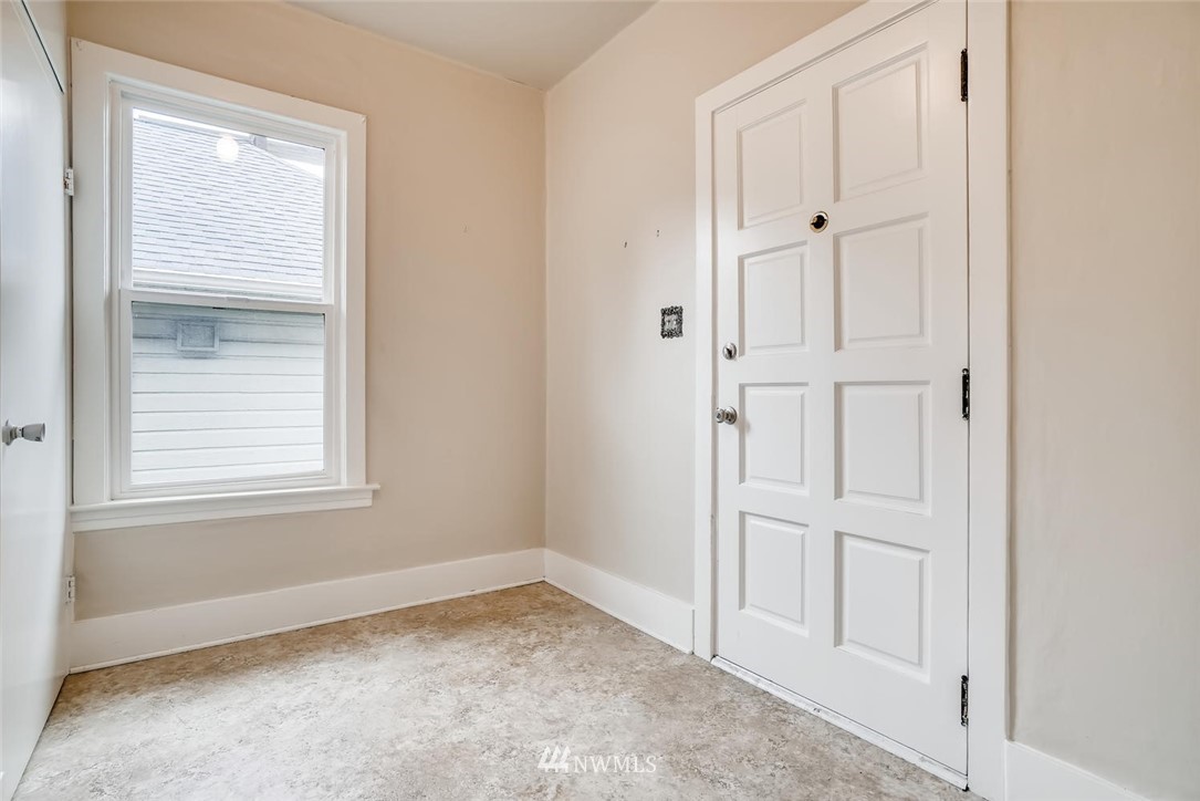3218 Rucker Avenue, Unit 1 & 2 Everett, WA 98201 - Photo 4 of 38 Gallery Image 4
