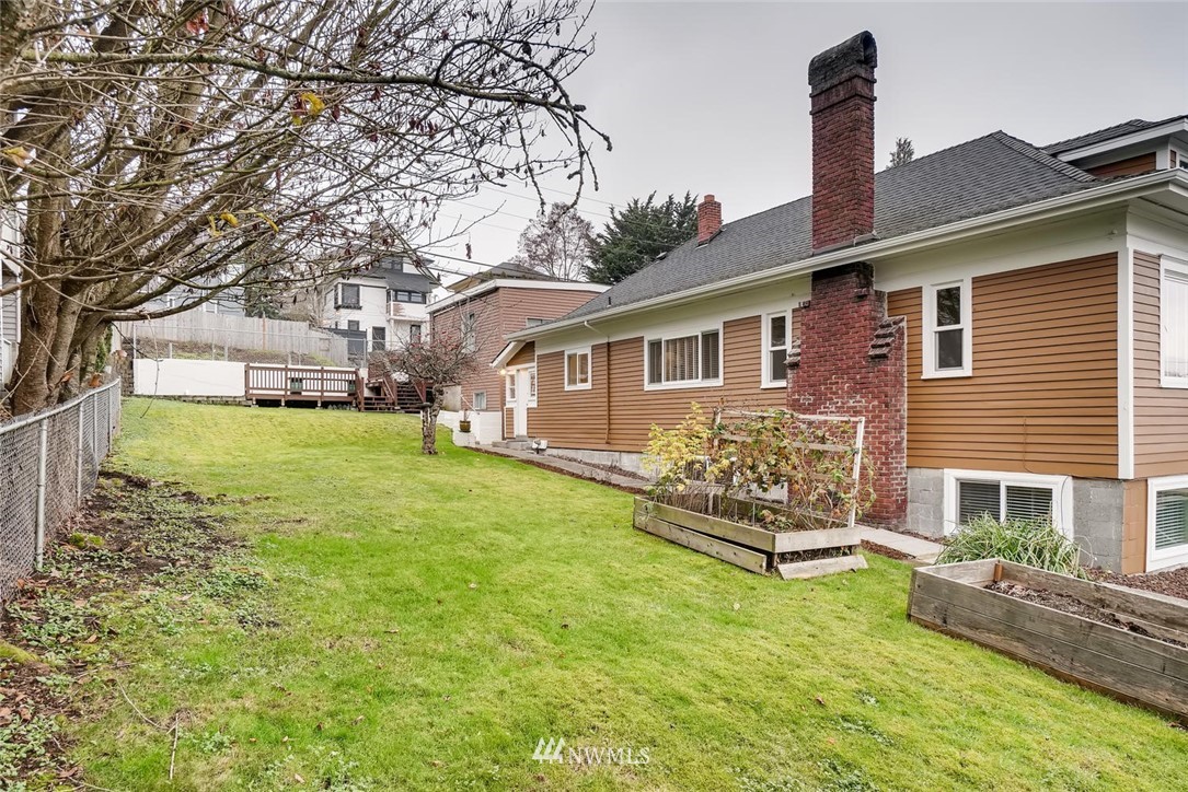 3218 Rucker Avenue, Unit 1 & 2 Everett, WA 98201 - Photo 37 of 38 Gallery Image 37