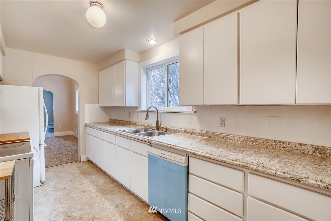 3218 Rucker Avenue, Unit 1 & 2 Everett, WA 98201 - Photo 10 of 38 Gallery Image 10