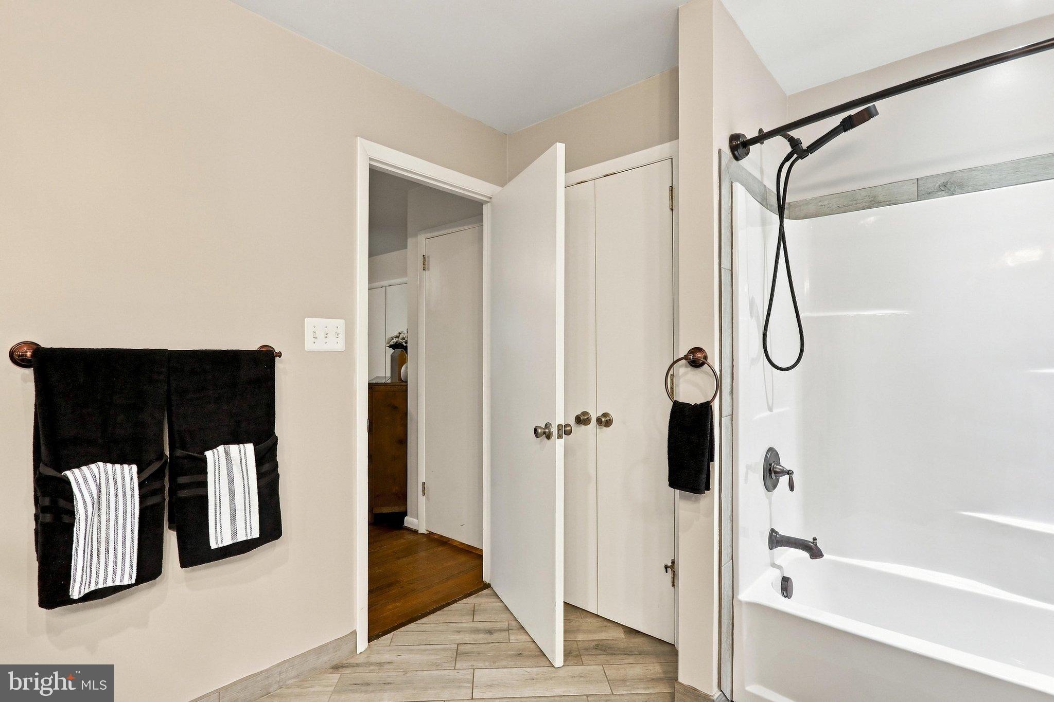 455 Mountain Road Front Royal, VA 22630 - Photo 27 of 62 Beautifully updated and spacious owner's bath!