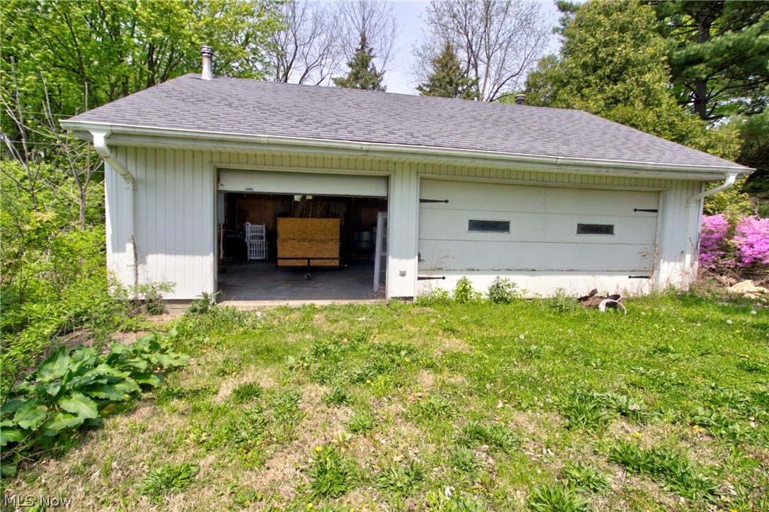 3417 Galloway Road Sandusky, OH 44870 - Photo 3 of 33