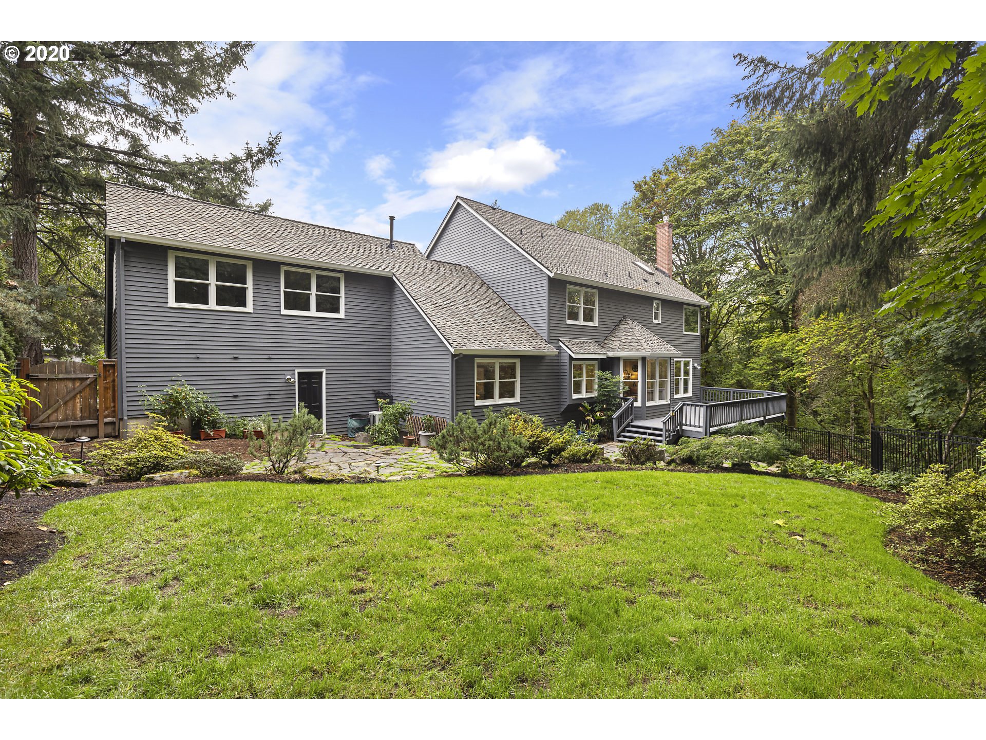 584 Southwest Regency Place Portland, OR 97225 - Photo 28 of 30 Gallery Image 28