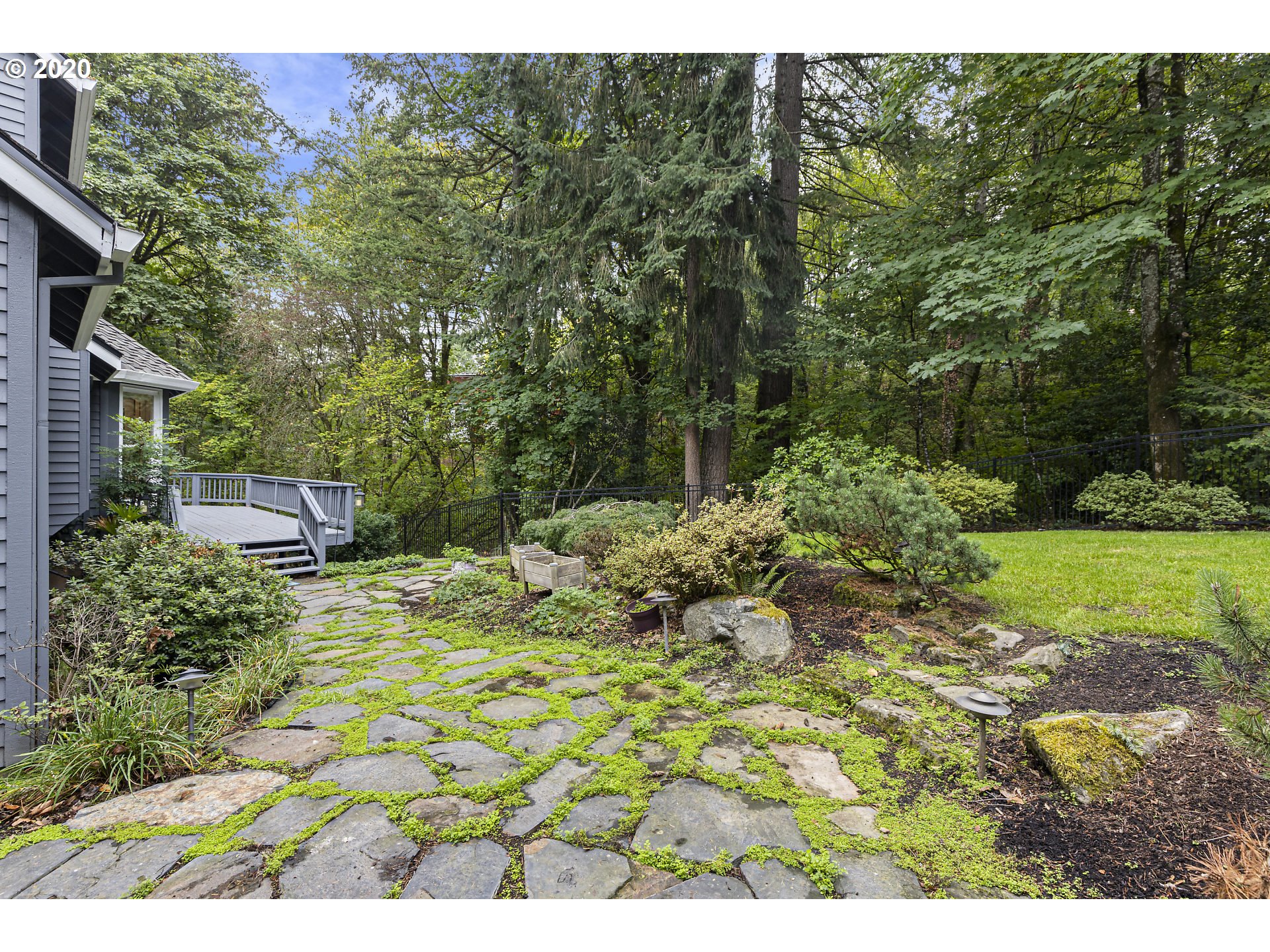 584 Southwest Regency Place Portland, OR 97225 - Photo 30 of 30 Gallery Image 30