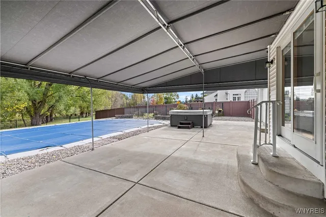 $649,900 | 5815 Forest Creek Drive, Clarence, NY 14051