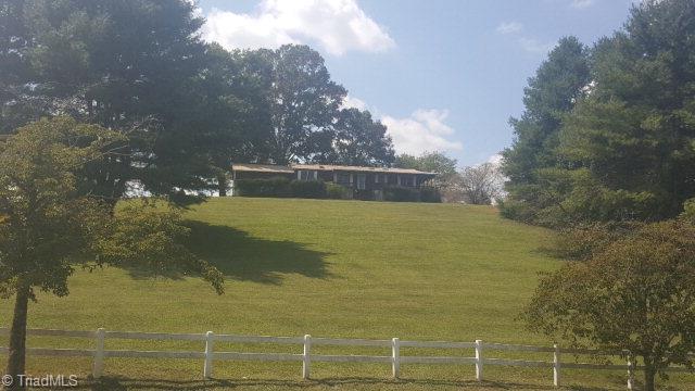 2102 Boomer Road Boomer, NC 28606 - Photo 2 of 16 Gallery Image 2