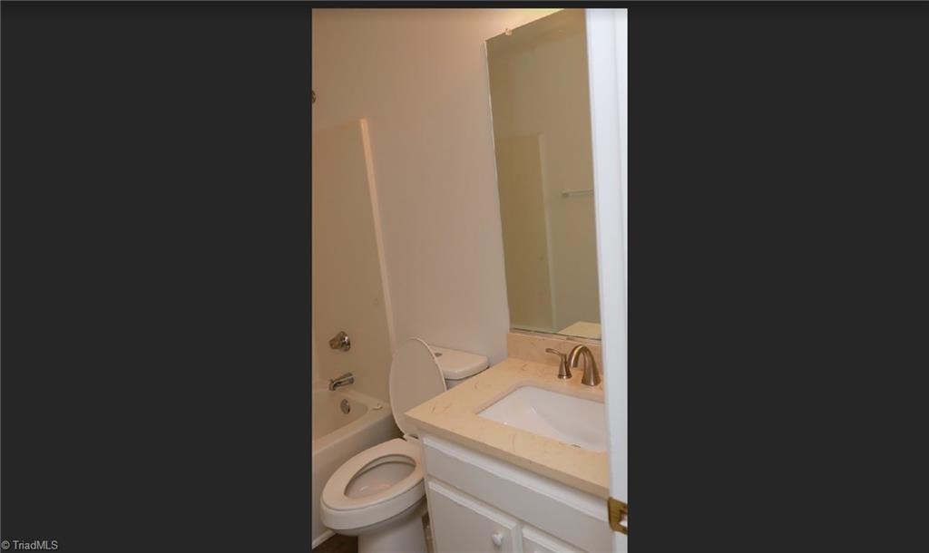 4713 Meadowcroft Road Greensboro, NC 27406 - Photo 8 of 15 Gallery Image 8