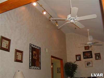 1525 Clearview Road Coplay, PA 18037 - Photo 19 of 25 Gallery Image 19