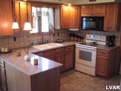 1525 Clearview Road Coplay, PA 18037 - Photo 5 of 25 kitchen with quartz countertops