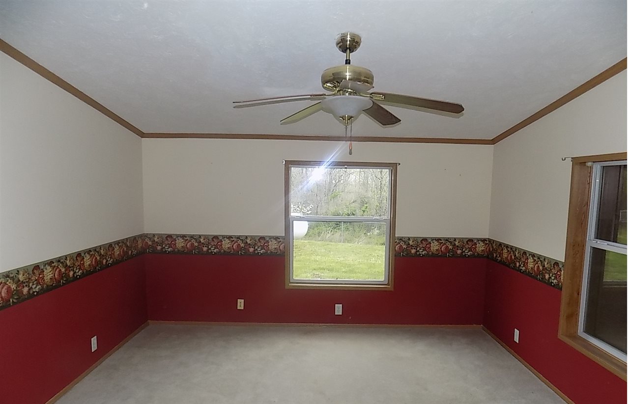 7905 Boyd Road Cannelton, IN 47520 - Photo 9 of 11 Gallery Image 9