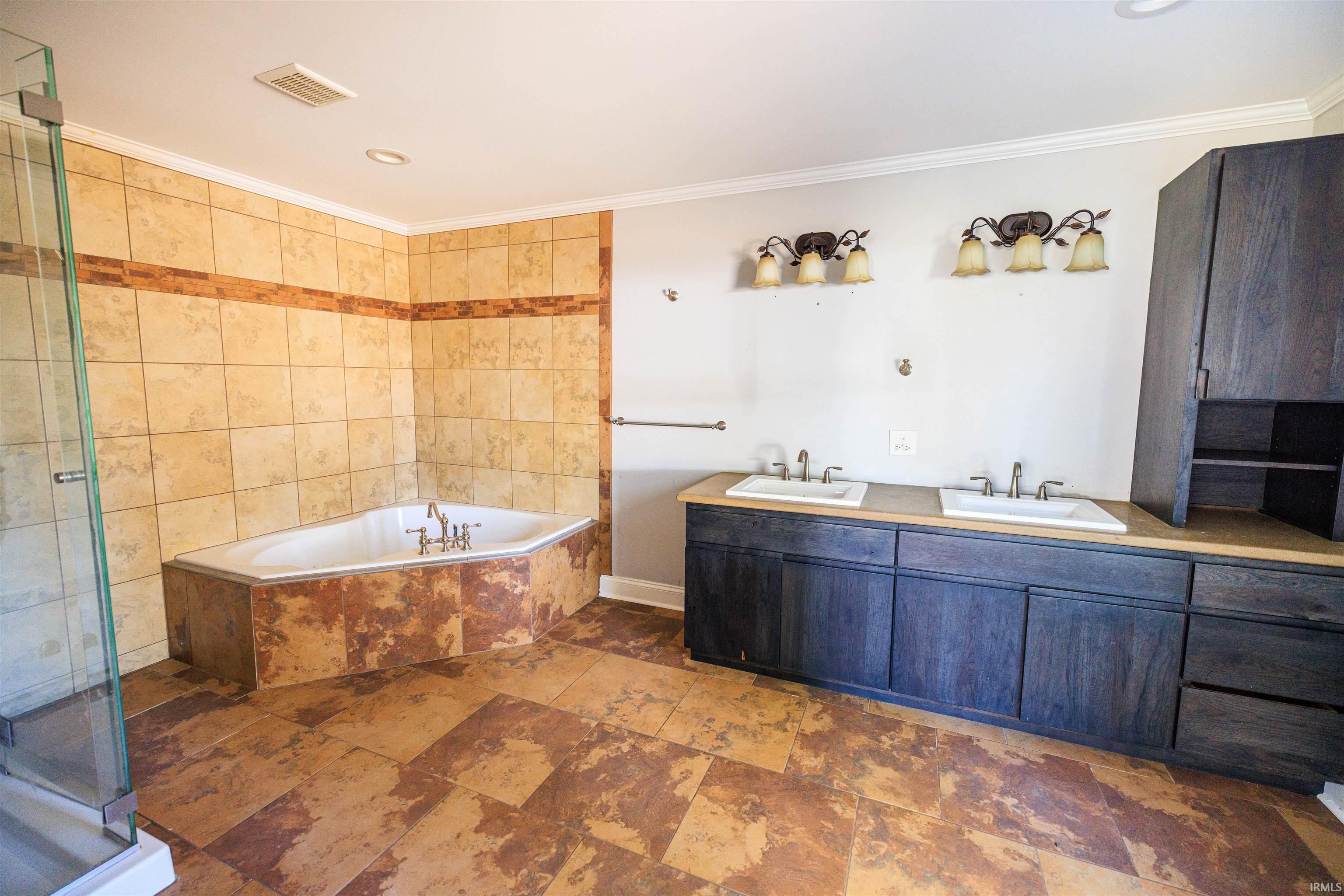 1420 East Rhorer Road Bloomington, IN 47401 - Photo 14 of 33