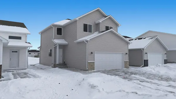 $385,998 | 6874 Joseph Street, Horace, ND 58047