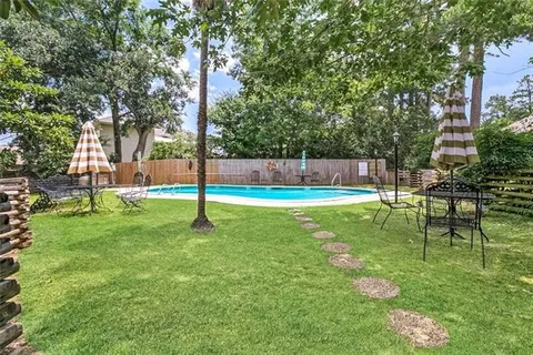 $209,900 | 16 Jacqueline Court, Unit 16, Mandeville, LA 70471