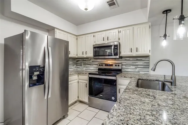 $1,650 | 5626 Preston Oaks Road, Unit 40B, Dallas, TX 75254