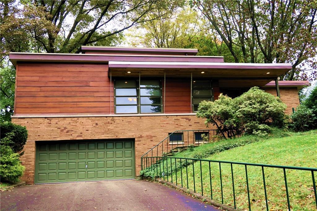 5 Holland Road Pittsburgh, PA 15235 - Photo 2 of 25 Mid-Century Modern "Atomic Ranch"