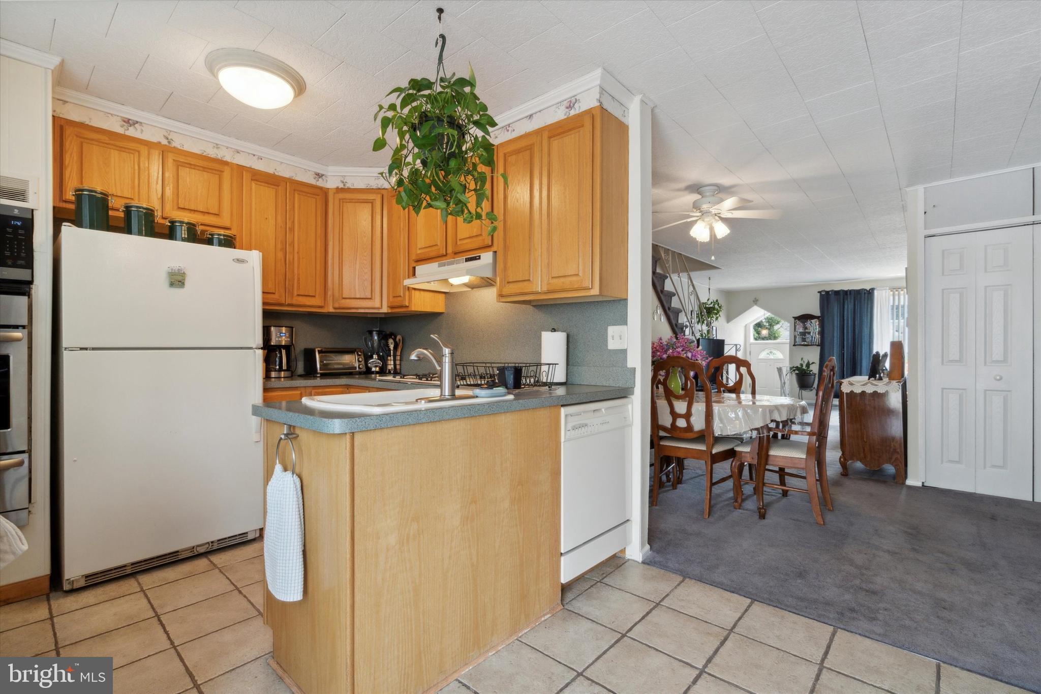 10840 Harrow Road Philadelphia, PA 19154 - Photo 14 of 35