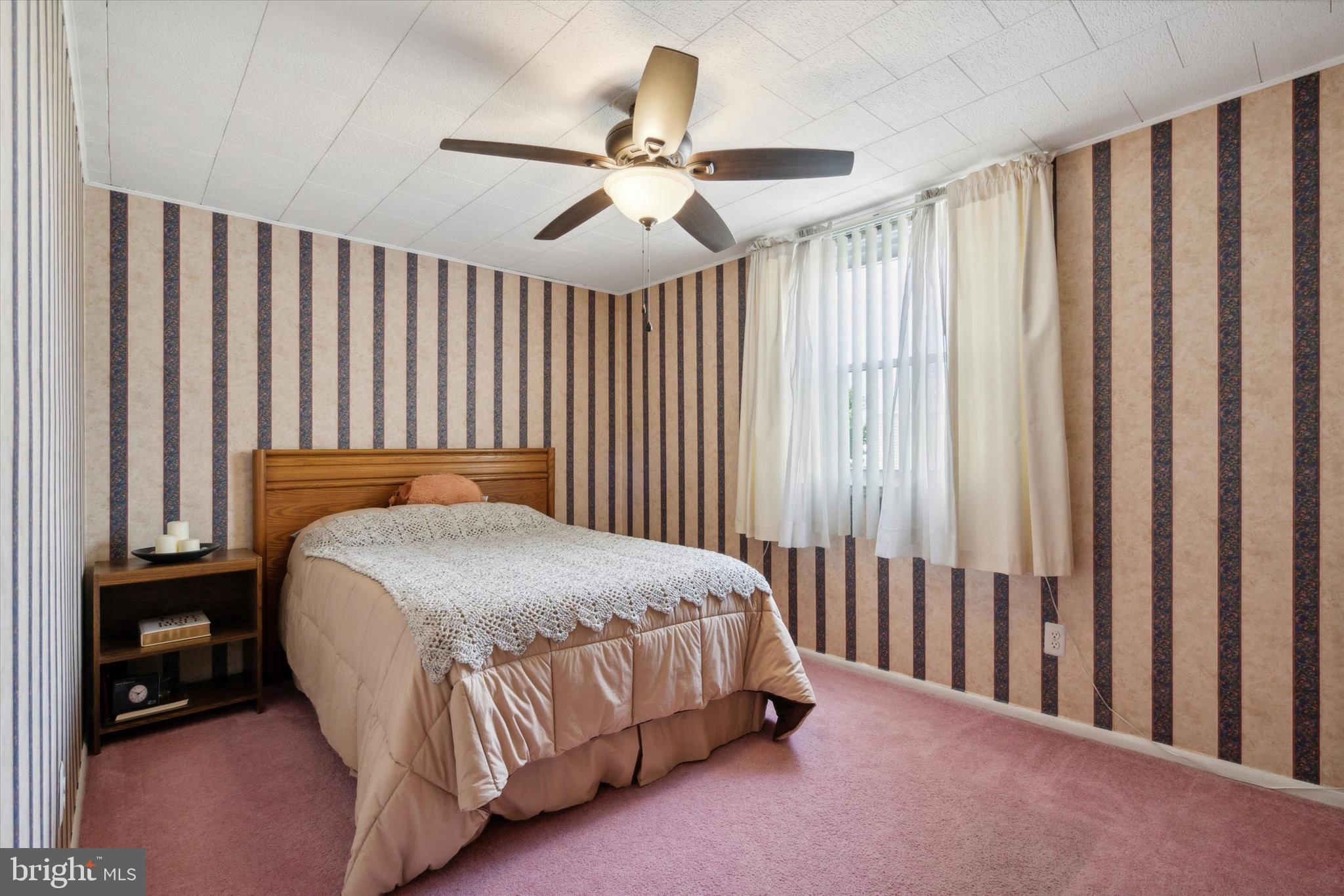 10840 Harrow Road Philadelphia, PA 19154 - Photo 17 of 35
