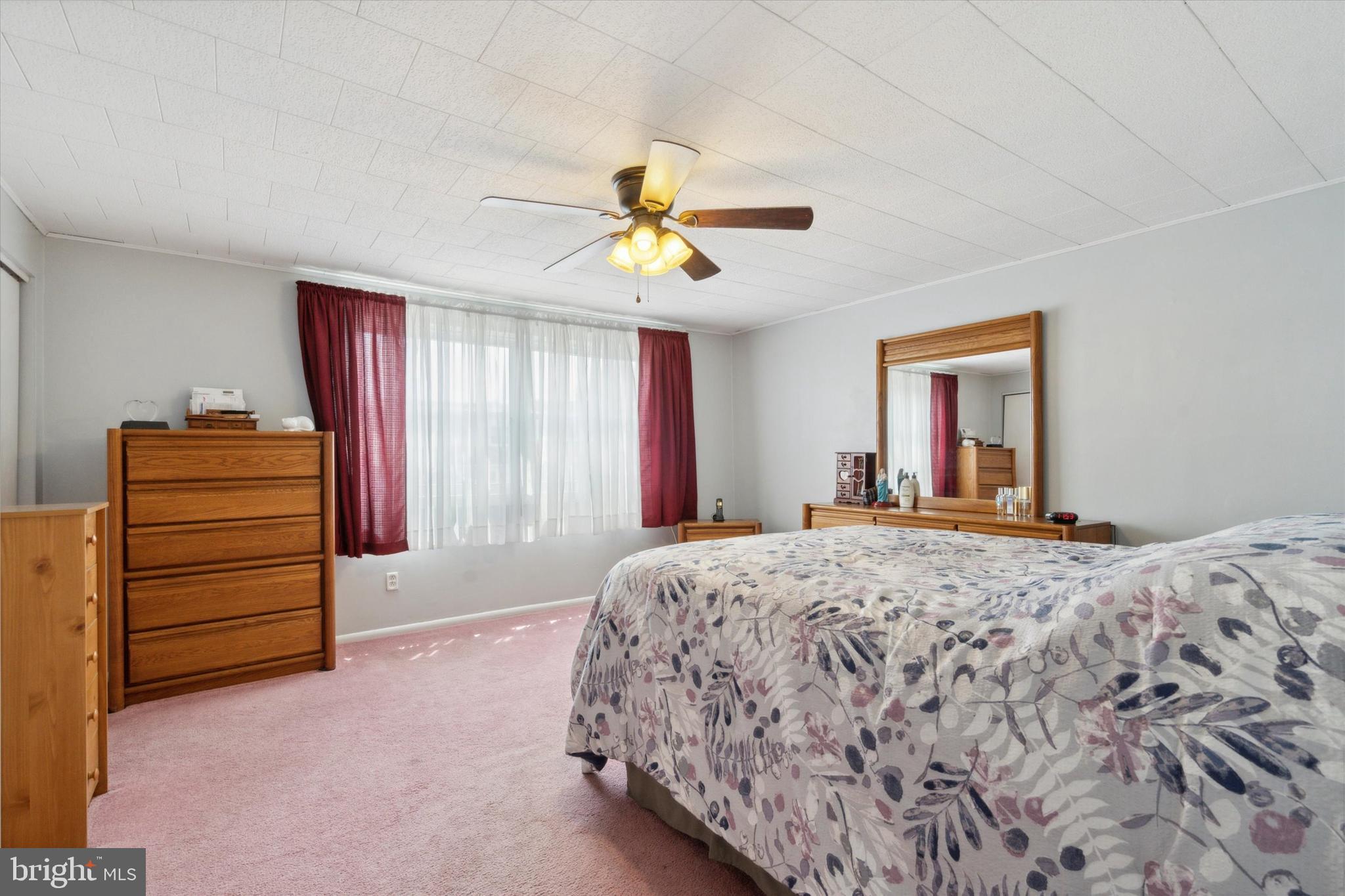 10840 Harrow Road Philadelphia, PA 19154 - Photo 22 of 35