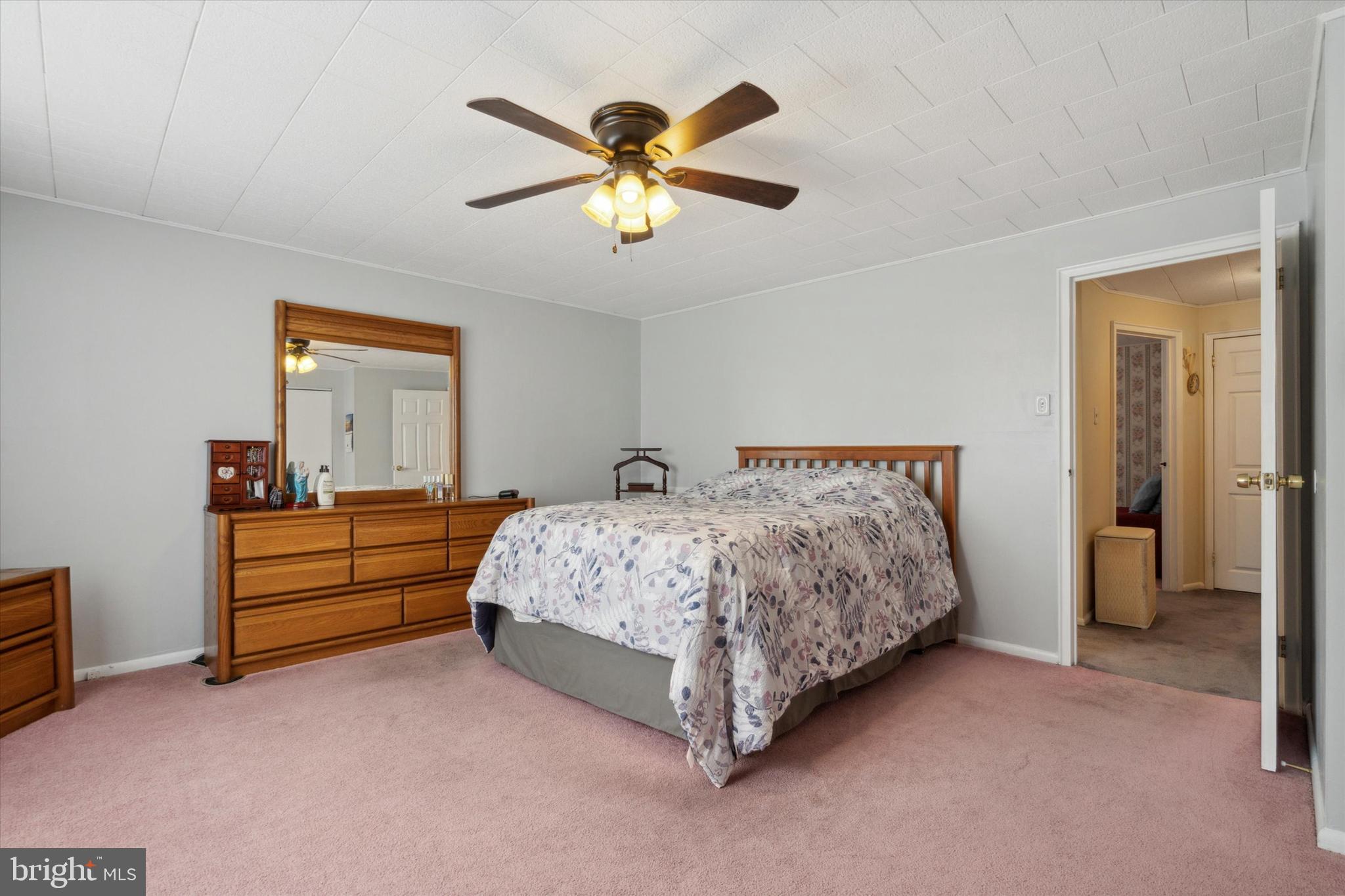 10840 Harrow Road Philadelphia, PA 19154 - Photo 23 of 35