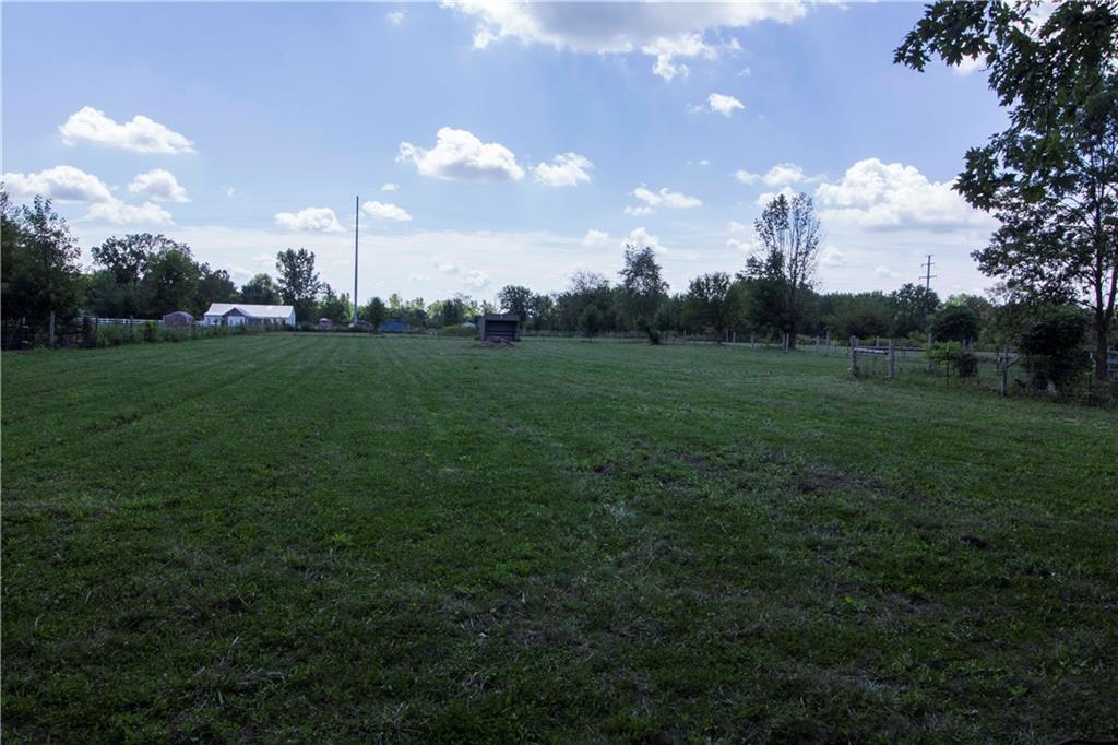2889 Valley Grove Road Anderson, IN 46017 - Photo 24 of 41