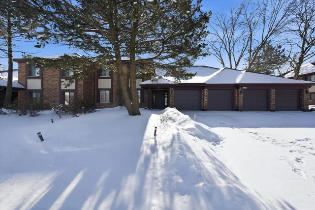 $188,000 | 3207 West 184th Street, Unit 1A, Homewood, IL 60430