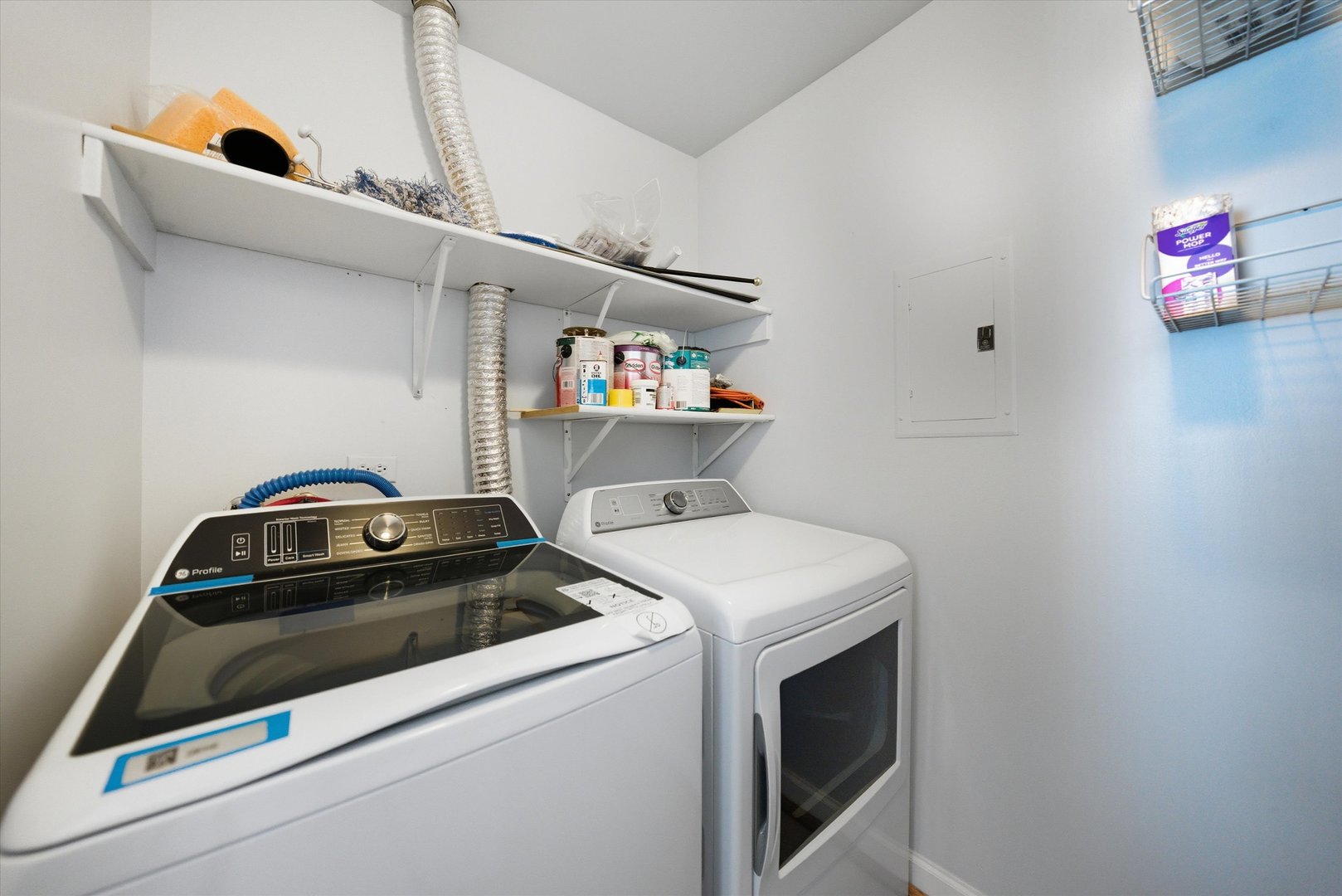 3207 West 184th Street, Unit 1A Homewood, IL 60430 - Photo 4 of 16 a utility room with dryer and washer