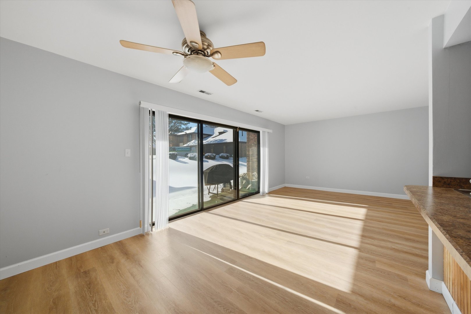 3207 West 184th Street, Unit 1A Homewood, IL 60430 - Photo 6 of 16 a bedroom with a bed and a window