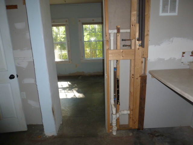 259 Hampstead Road Derry, NH 03038 - Photo 15 of 40