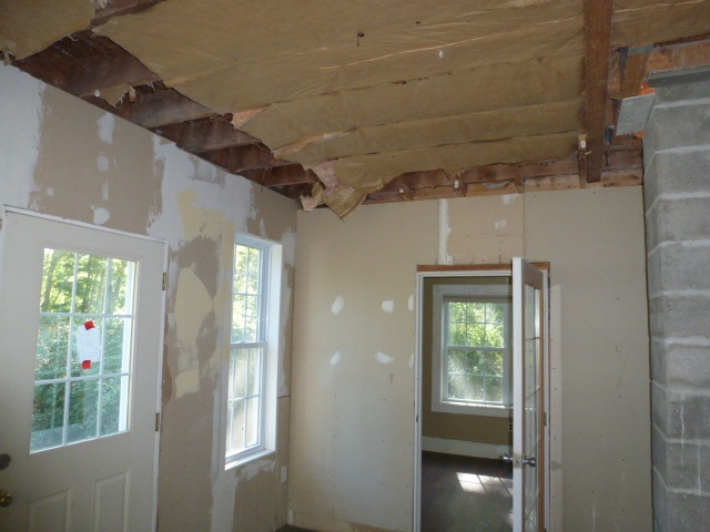 259 Hampstead Road Derry, NH 03038 - Photo 8 of 40