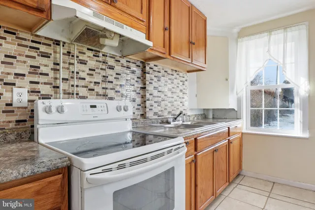 $155,000 | 26 South East Street, Spring Grove, PA 17362