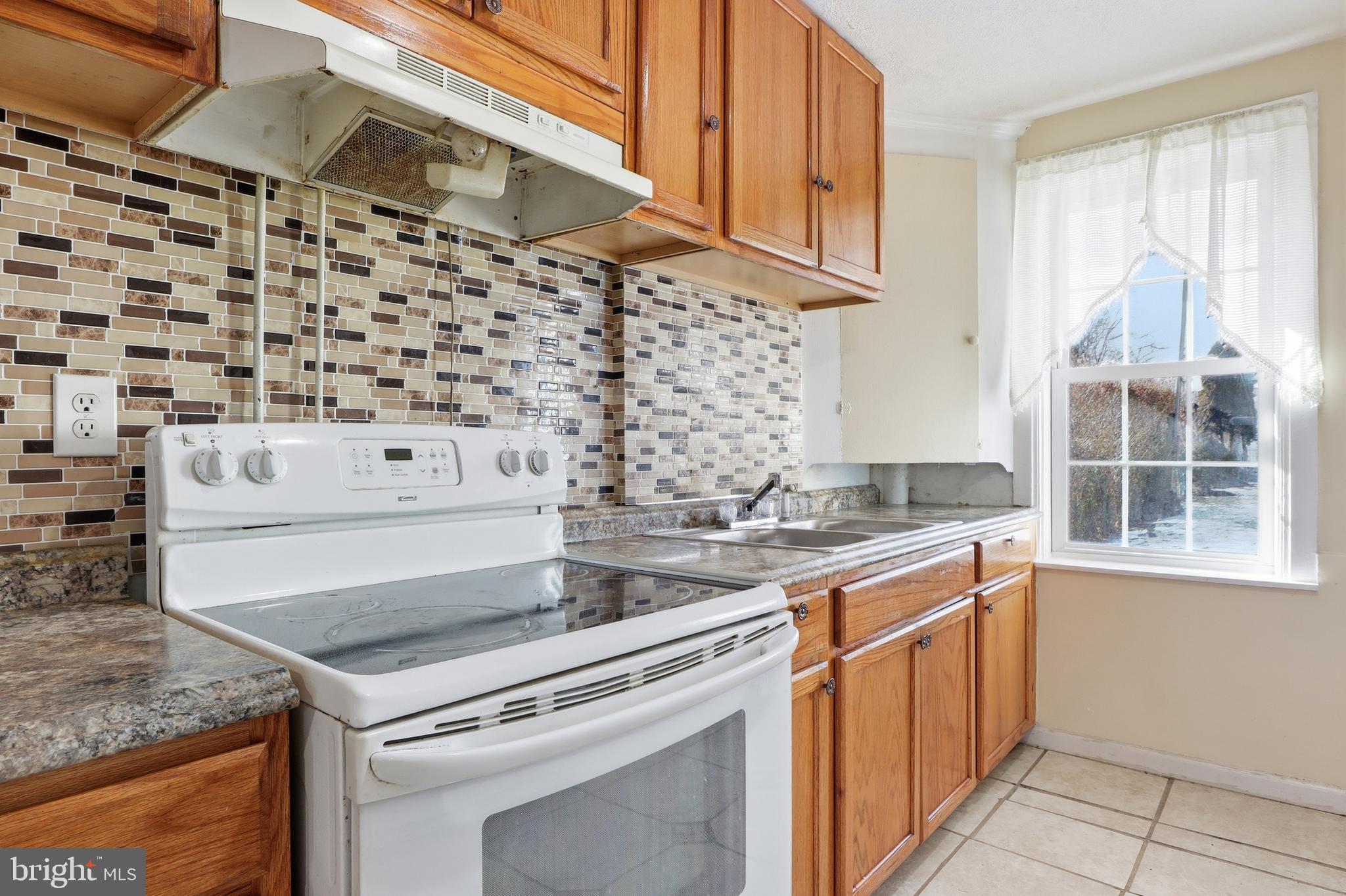 26 South East Street Spring Grove, PA 17362 - Photo 13 of 55