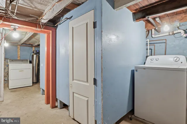 $155,000 | 26 South East Street, Spring Grove, PA 17362