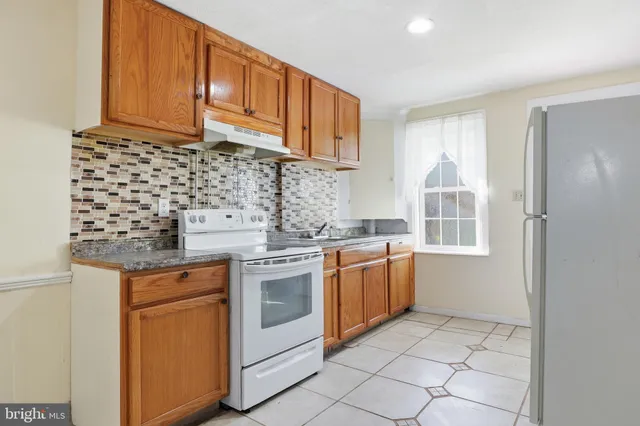 $155,000 | 26 South East Street, Spring Grove, PA 17362