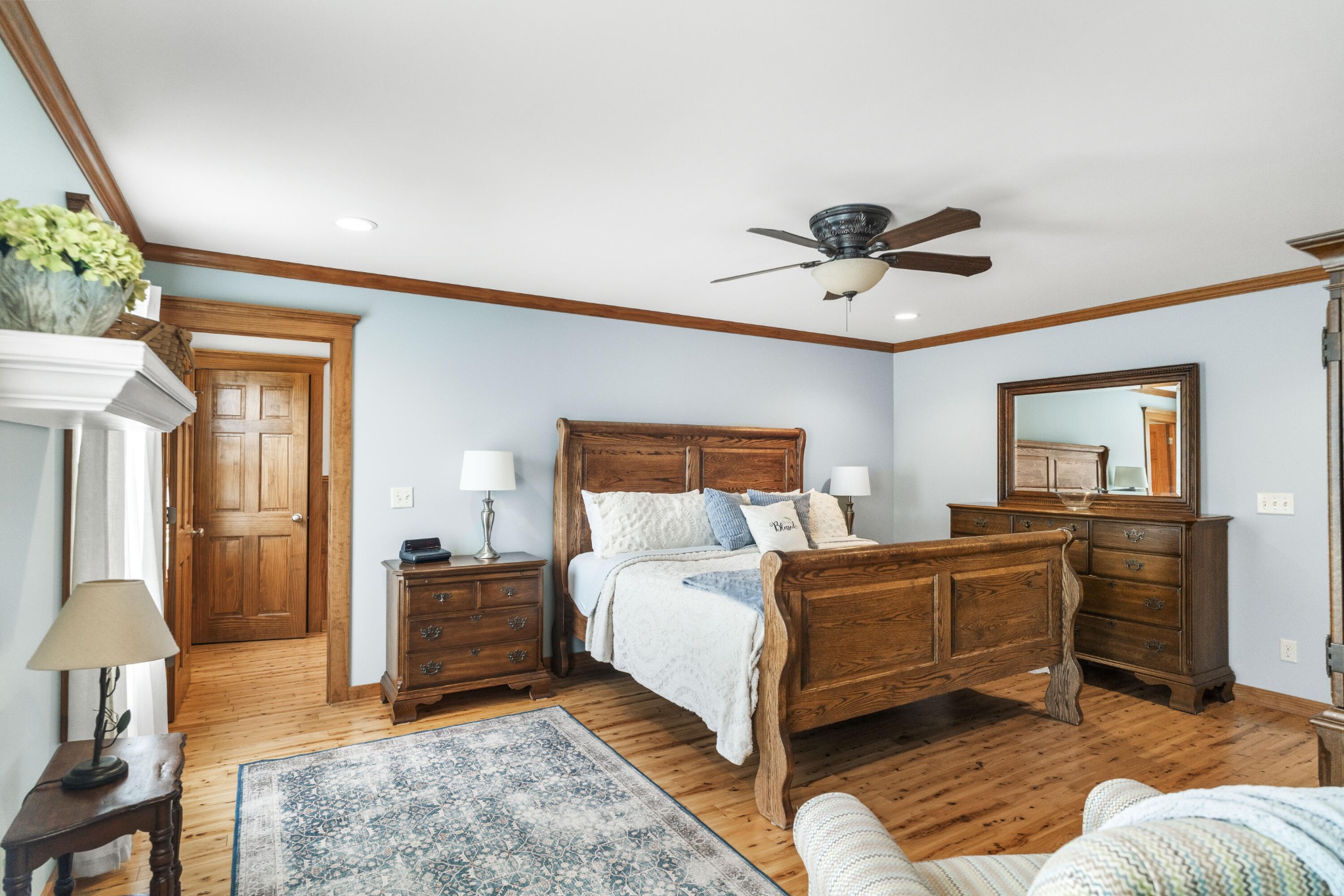29 Roger Monk Road Petersburg, TN 37144 - Photo 40 of 94 a bed room with a bed and a chandelier